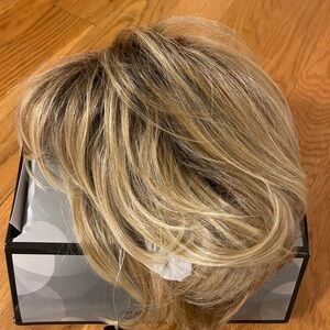 Elegant Rooted Golden Wheat Hair Wig for Women- Graceful Bob Wig